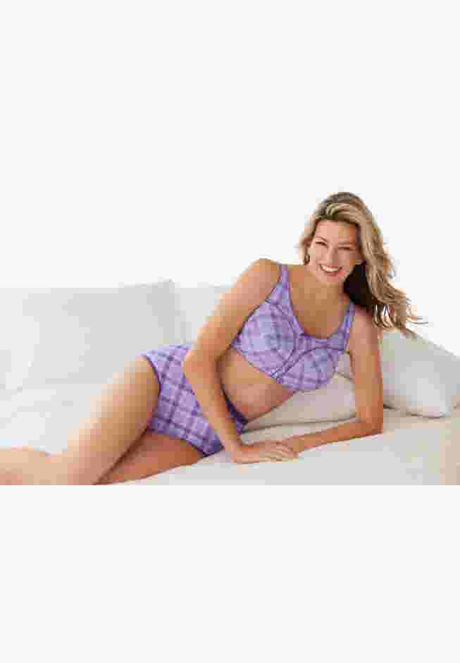 Cotton Back-Close Wireless Bra image number 9