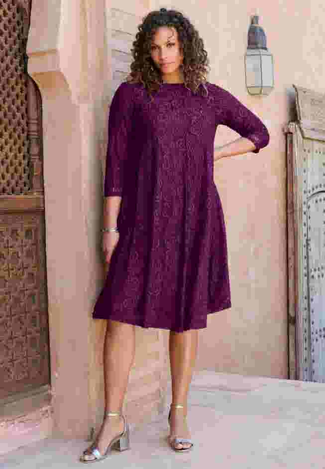 Plus-Size 3/4 Sleeve Boatneck Lace Swing Dress image number 0