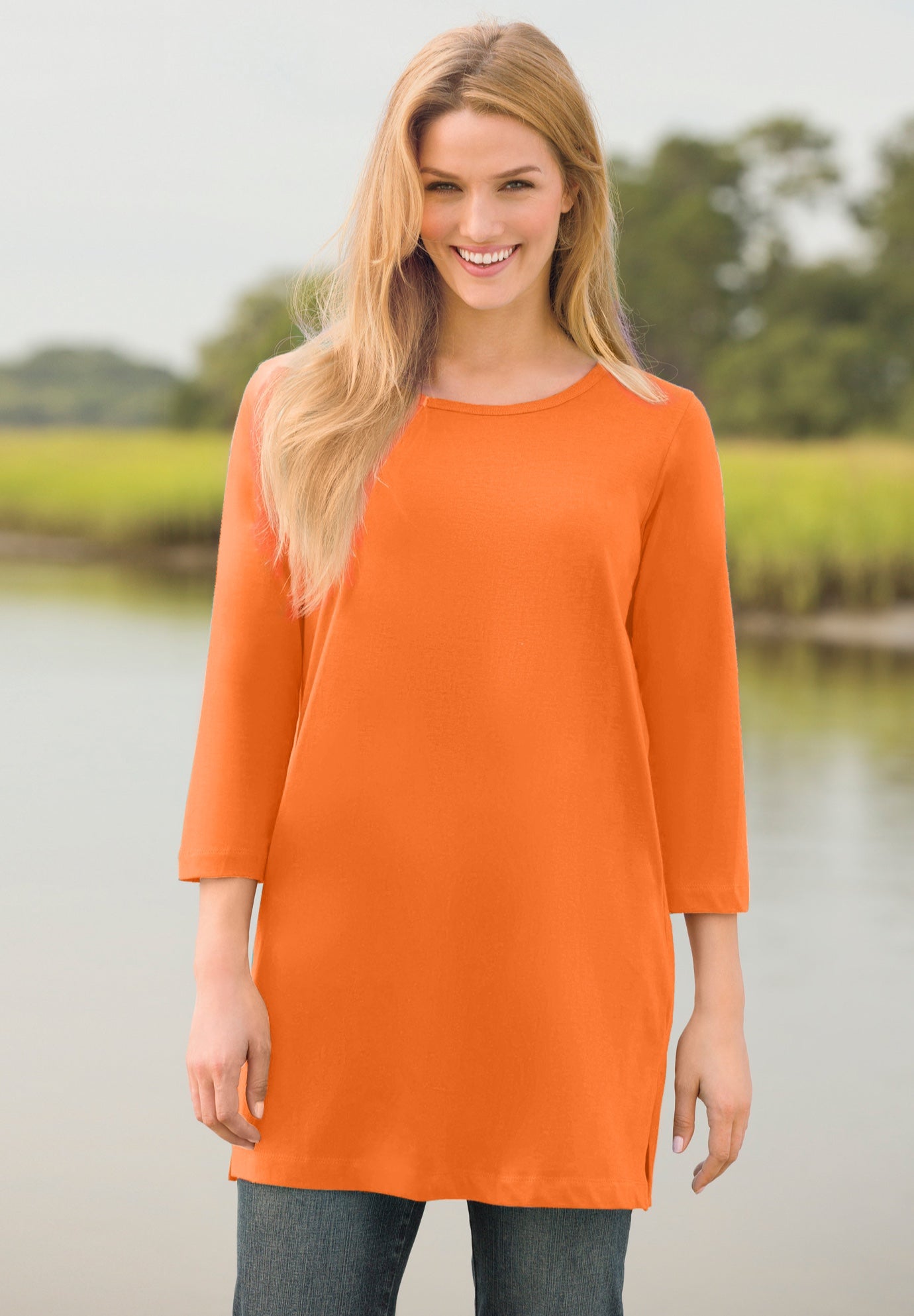 Perfect Three-Quarter-Sleeve Scoopneck Tunic image number 0