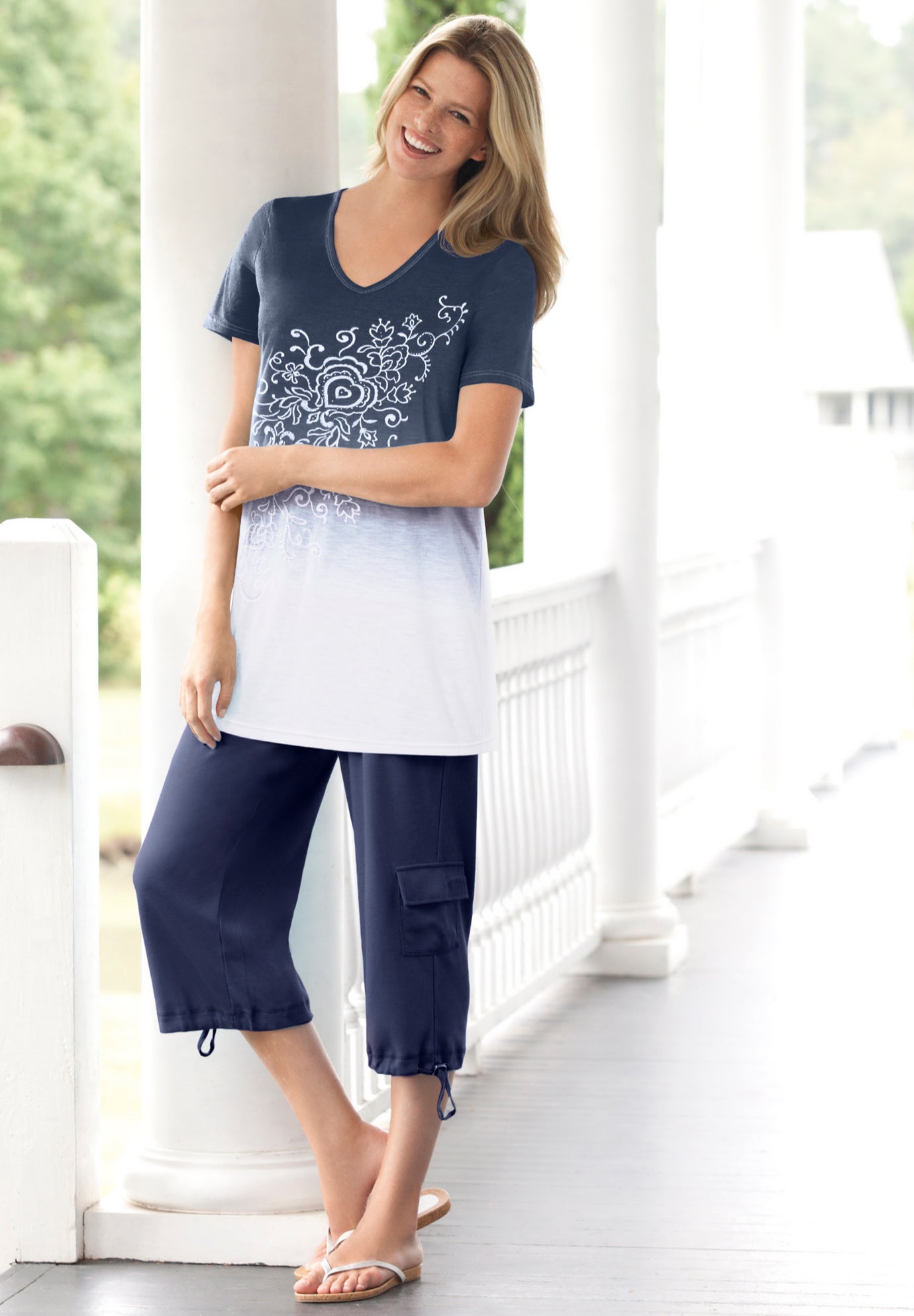 Short-Sleeve V-Neck Embroidered Dip Dye Tunic image number 5