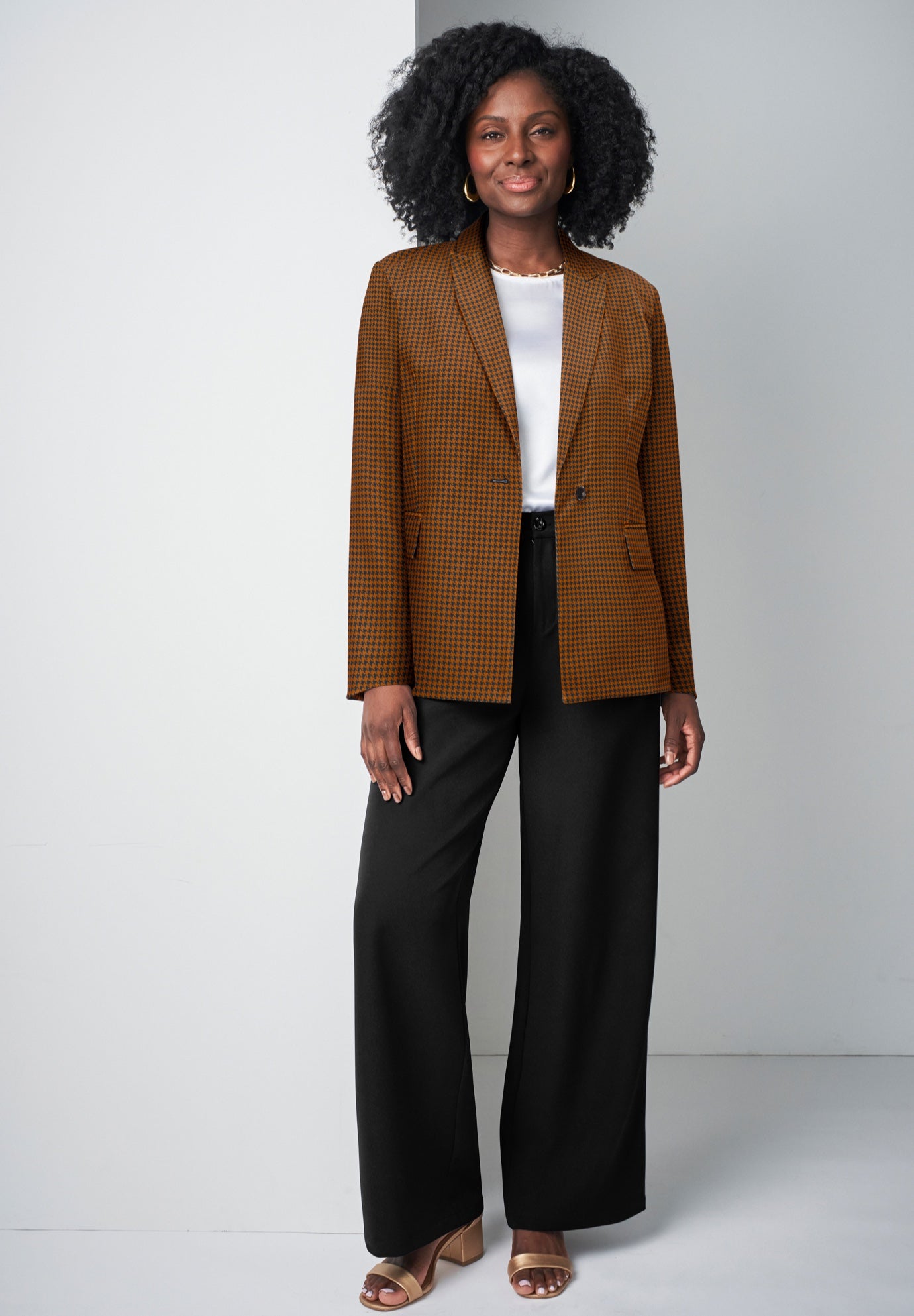 Bi-Stretch Shaped Blazer image number 1