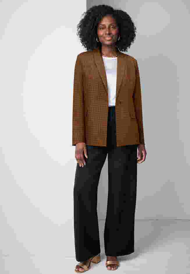 Bi-Stretch Shaped Blazer image number 1