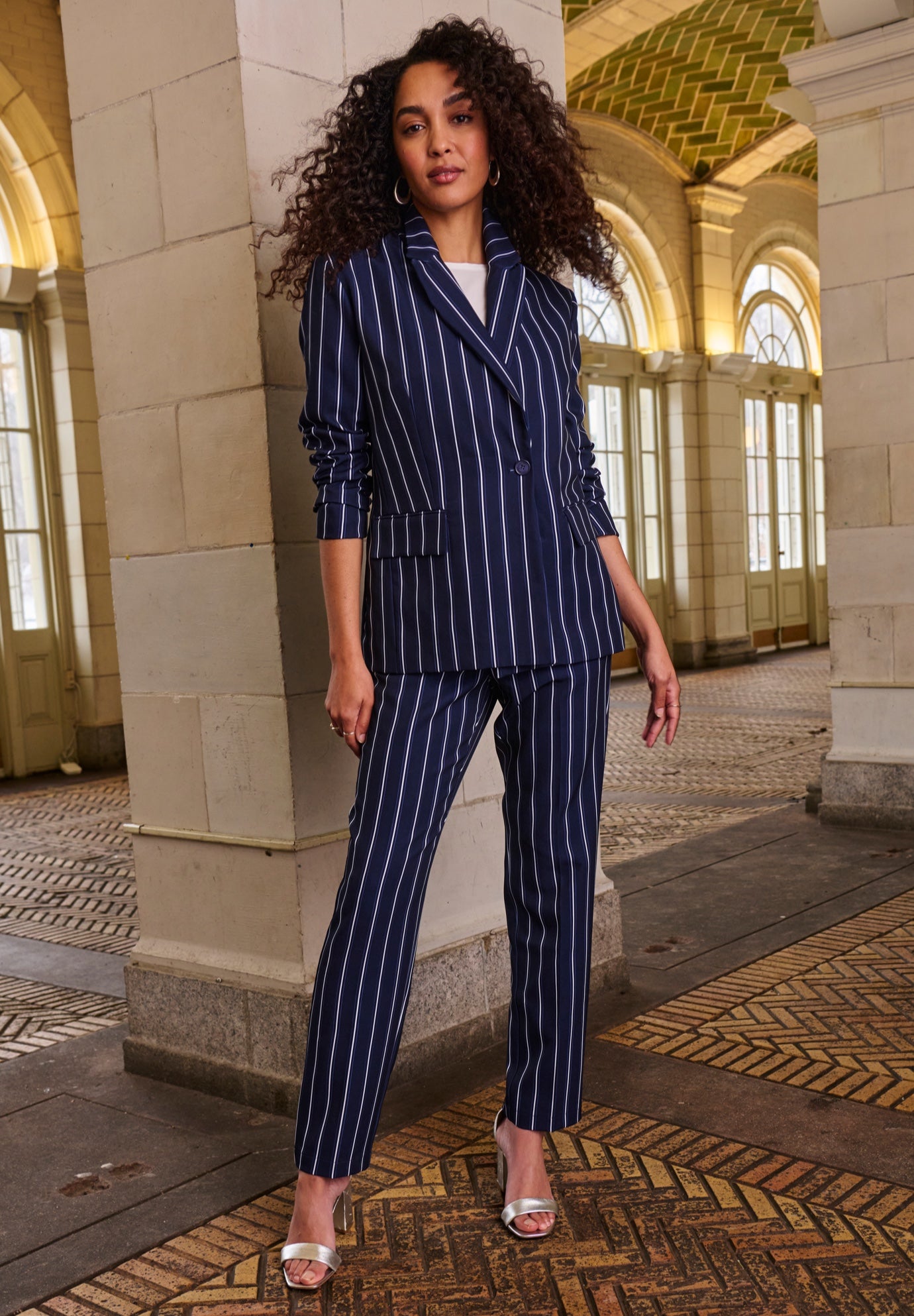 Bi-Stretch Shaped Blazer image number 0