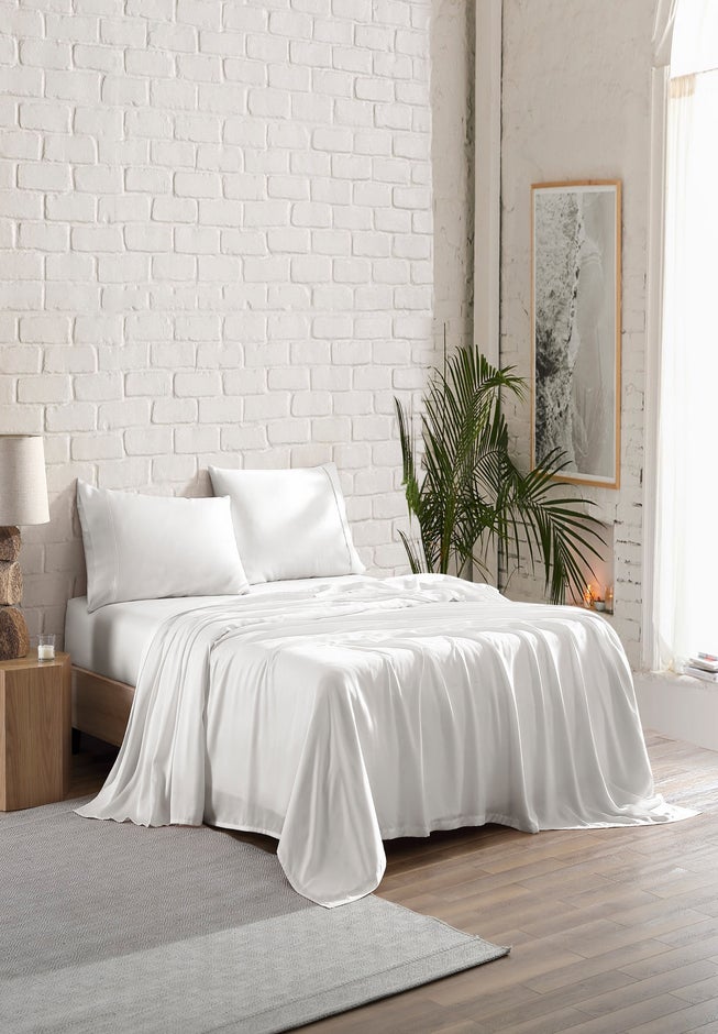 300 Thread Count TENCEL&trade; Lyocell Sateen Set image number 0