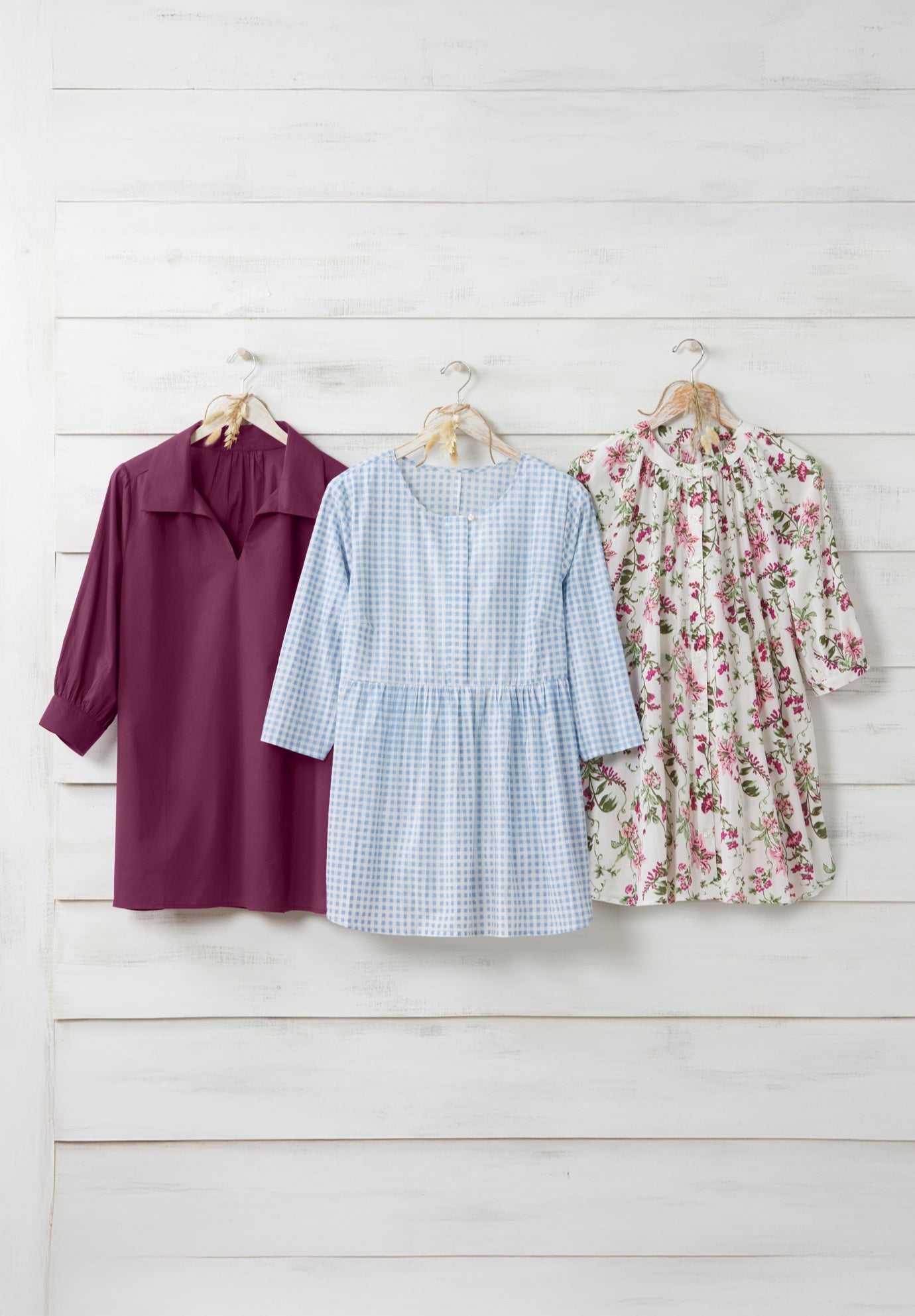 Three-Quarter Sleeve Popover Blouse image number 3