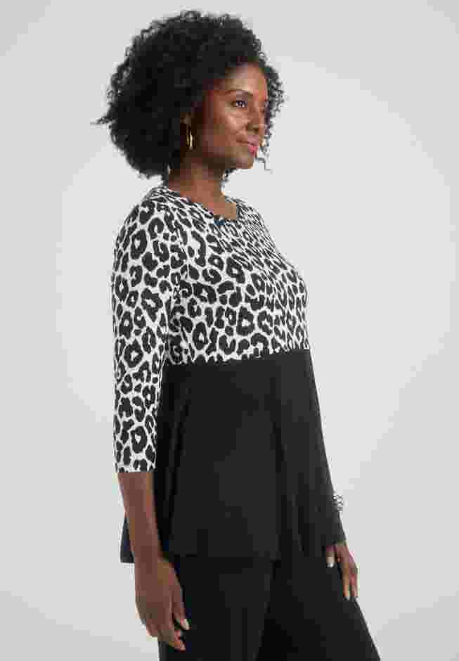 Printed Yoke Trapeze Tee image number 2