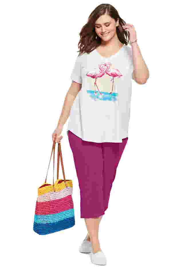 Two-Piece V-Neck Tunic & Capri Set image number 4