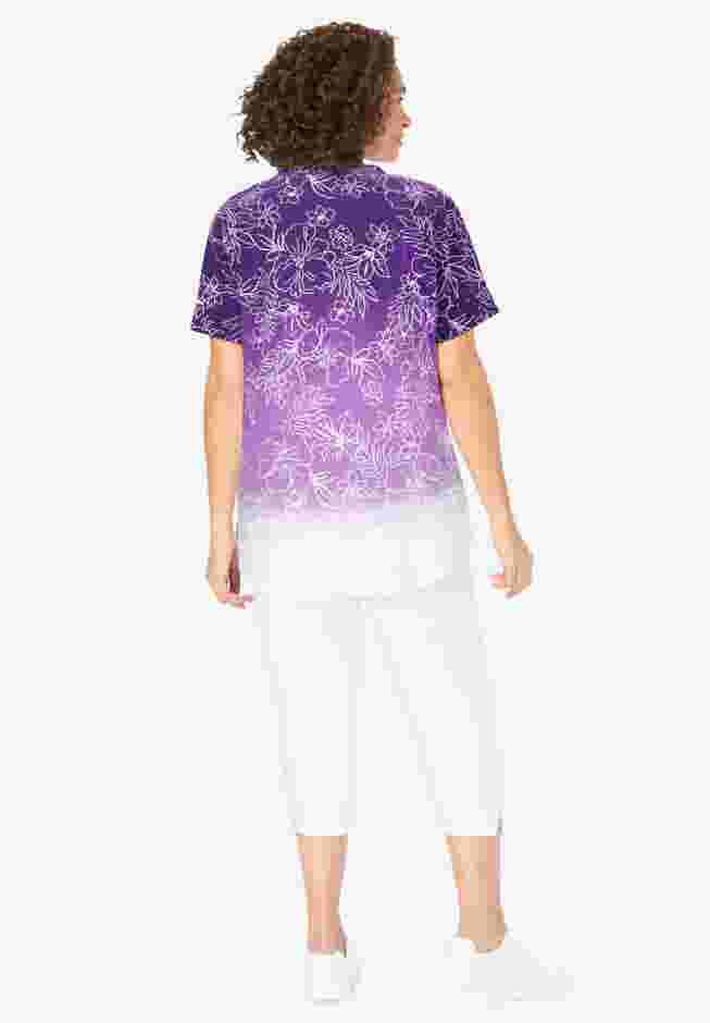 Two-Piece V-Neck Tunic & Capri Set image number 1