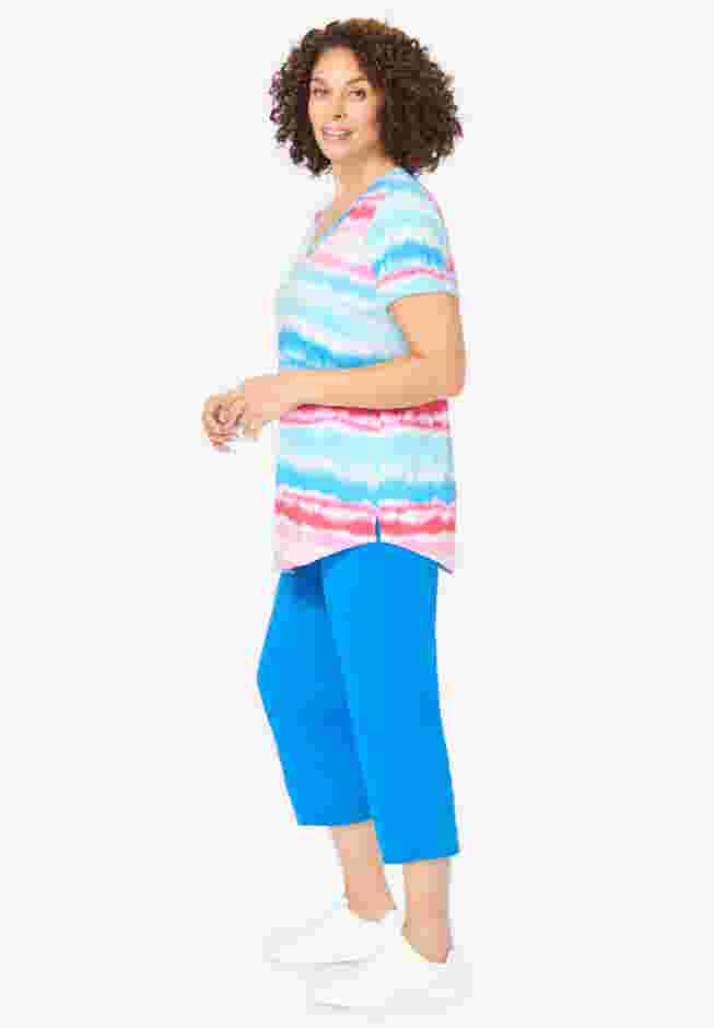 Two-Piece V-Neck Tunic & Capri Set image number 2