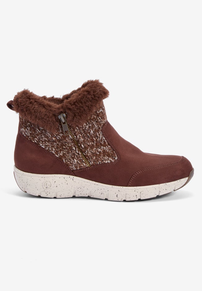 The Tavi Weather Bootie image number 3