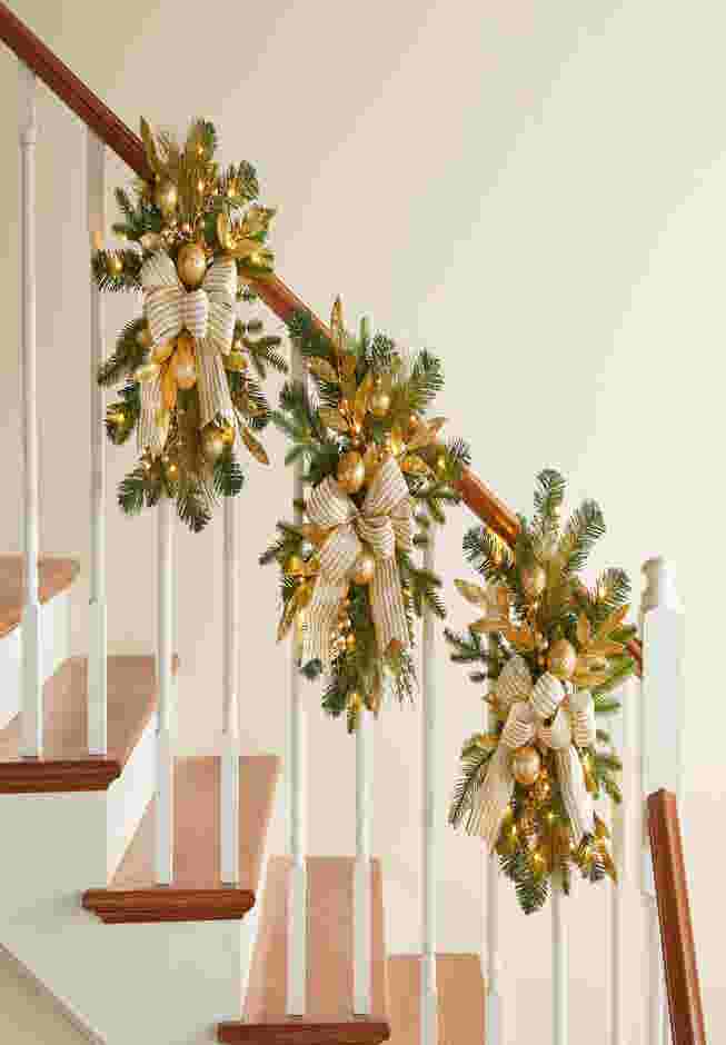 24" Pre-Lit Holiday Classics Stair Swag image number 0
