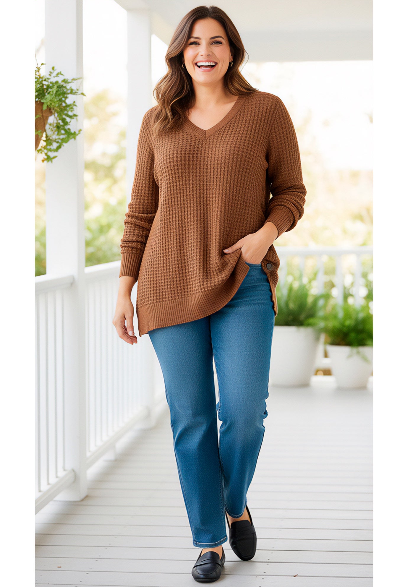 Side Button V-Neck Waffle Knit Sweater image number 3