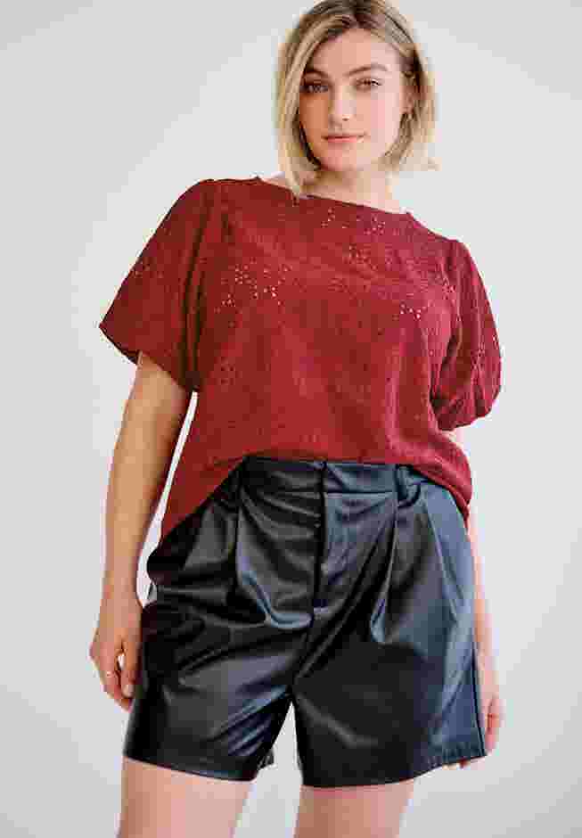 Short Puff Sleeve Lace Tee image number 4