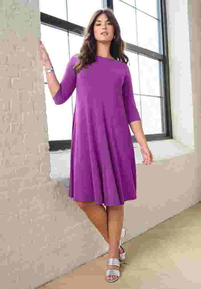 Plus Size 3/4 Sleeve Boatneck Swing Dress image number 6