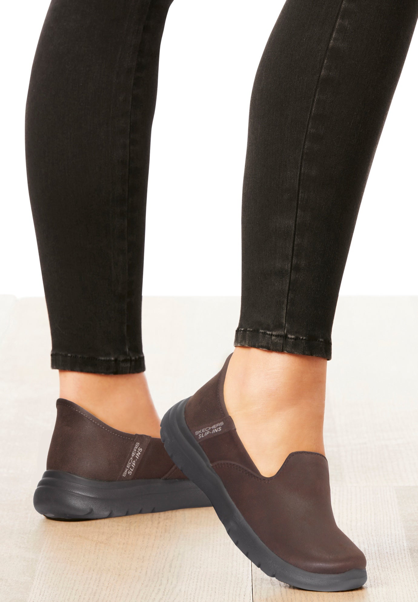 Hands-Free Slip-Ins&trade; Captivating Flat image number 8