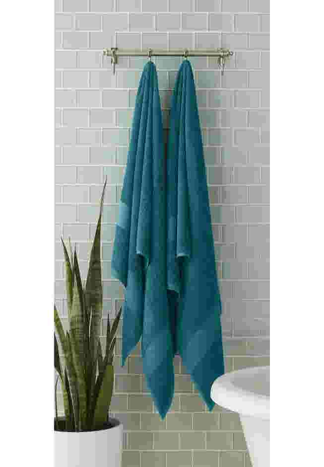 BH Studio 2-Pc. Bath Towel Set image number 0