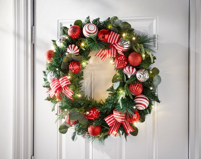 26" Pre-Lit Christmas Cheer Wreath image number 0