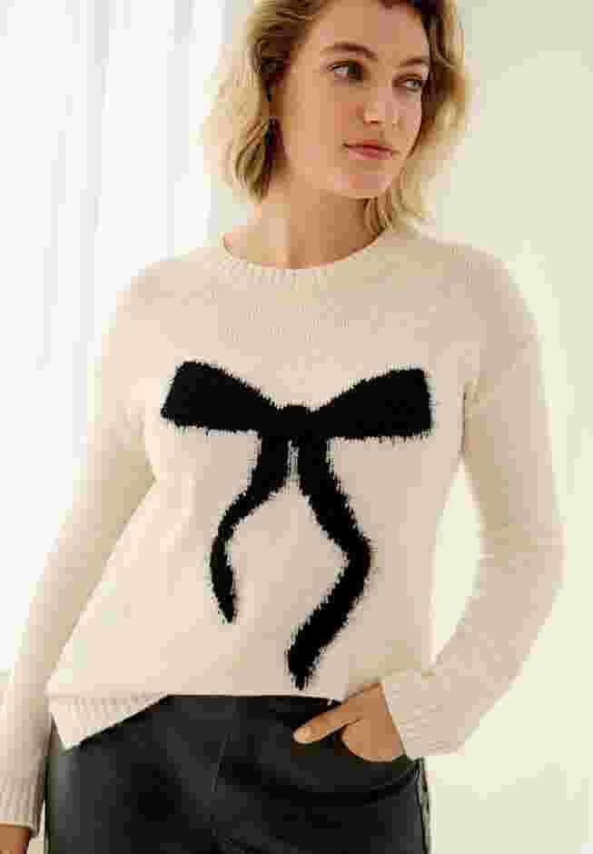 Love Ellos Sweater image number 0