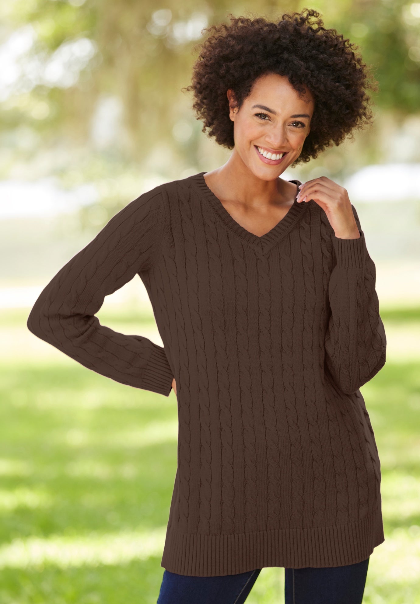 Cable Knit V-Neck Pullover Sweater image number 0
