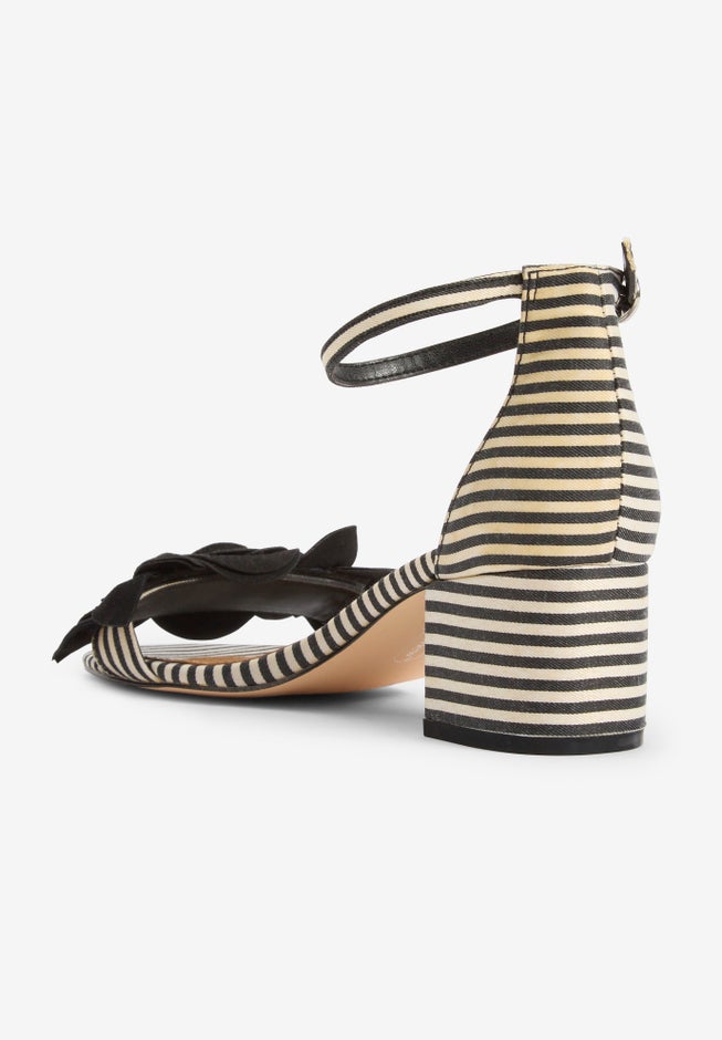 The Ona Sandal image number 1