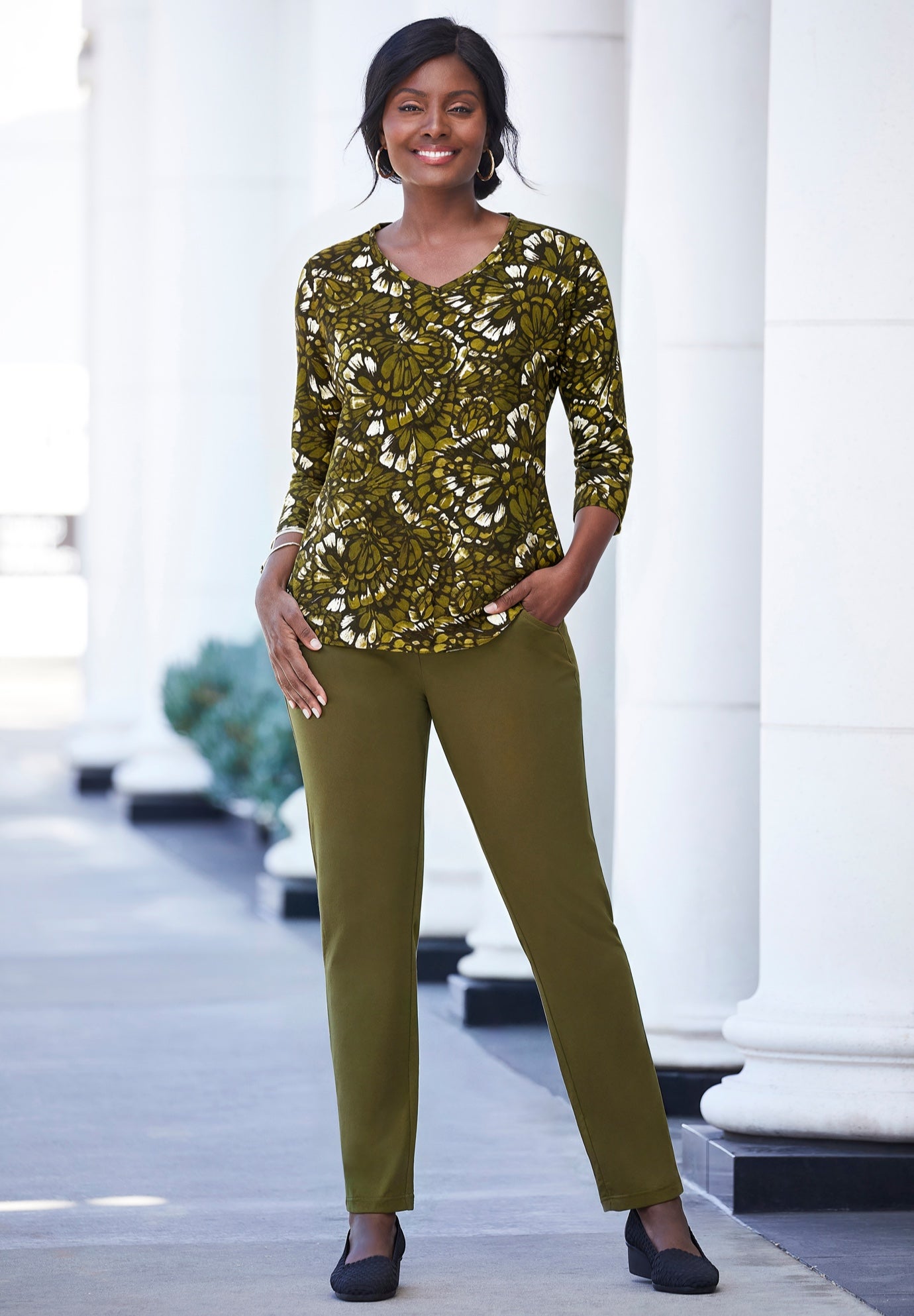 Stretch Cotton V-Neck Tee image number 0