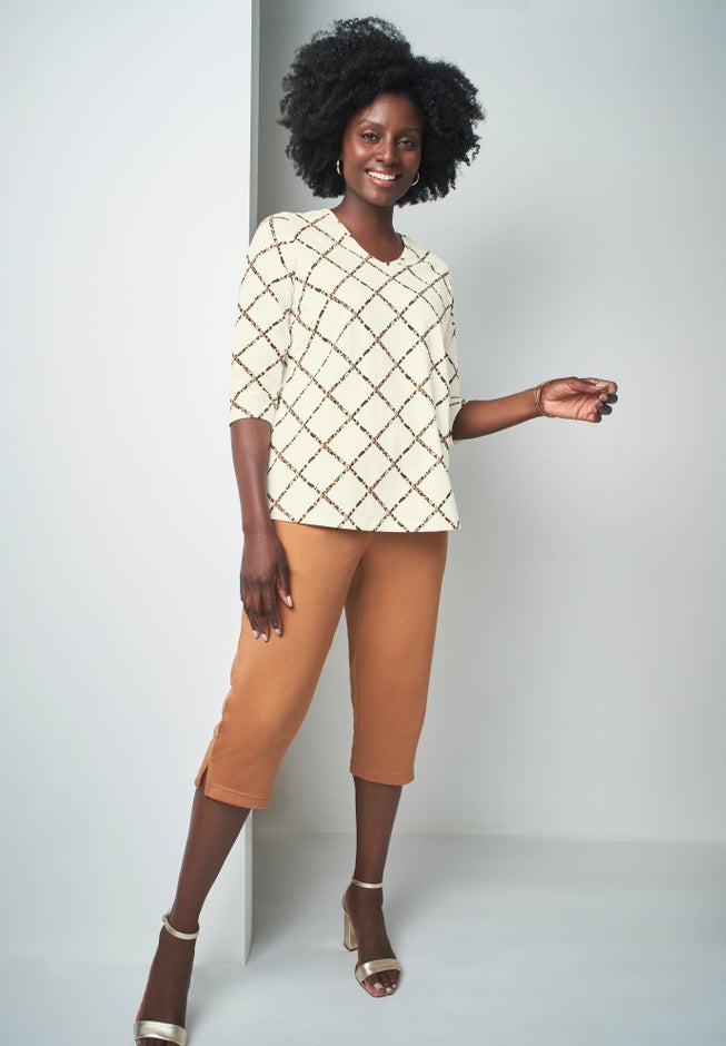 Stretch Cotton V-Neck Tee image number 0