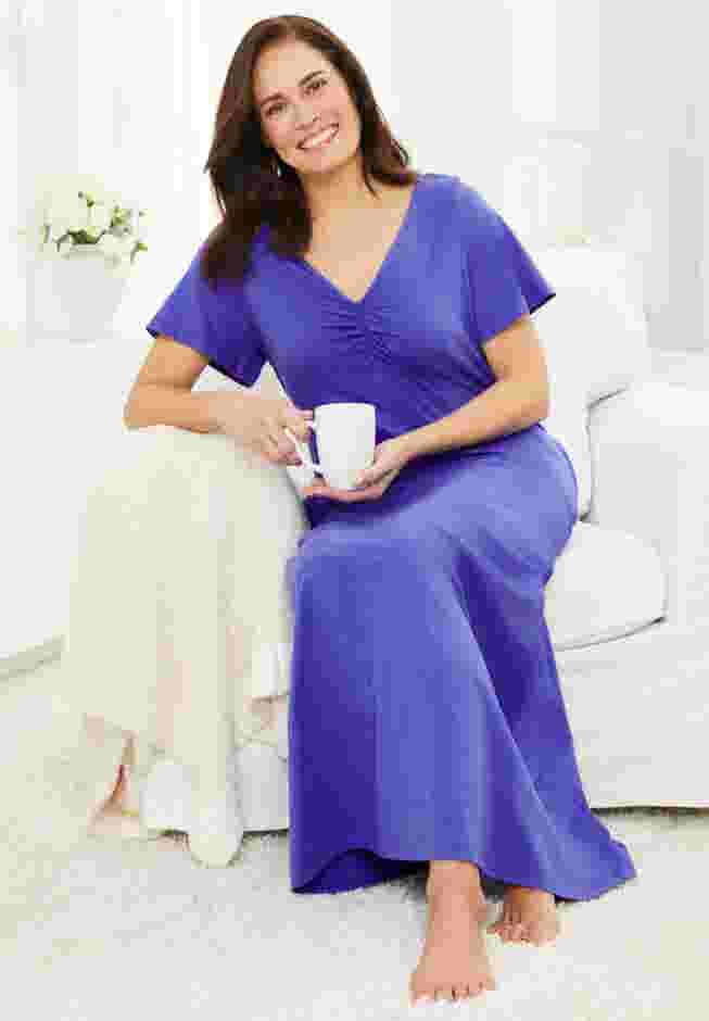 Avenue Body Ruche Maxi Gown image number 3