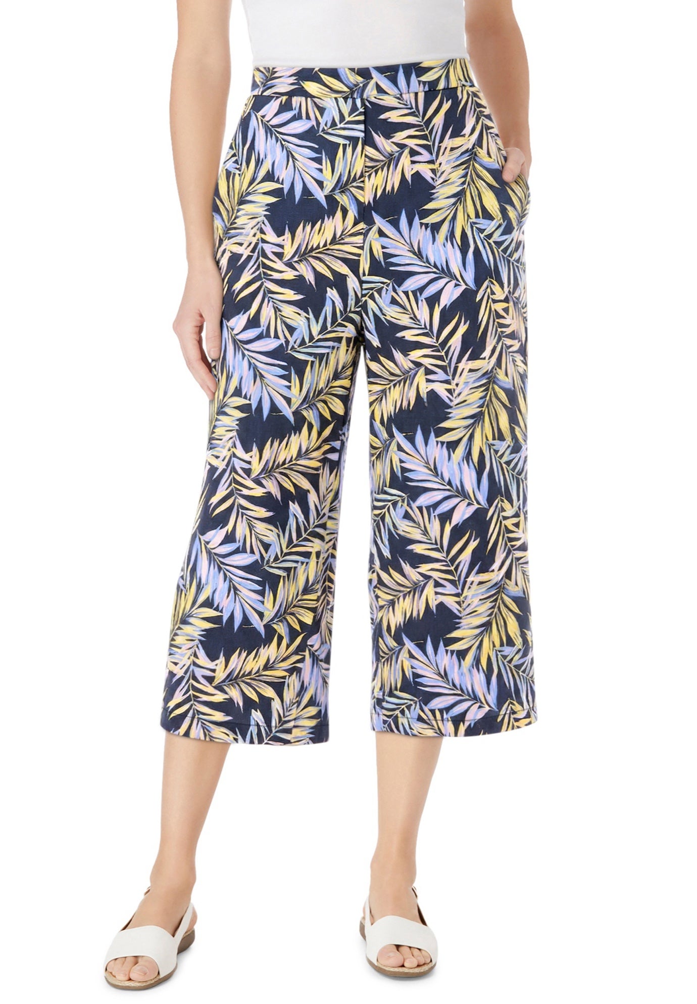 Linen Capri image number 0