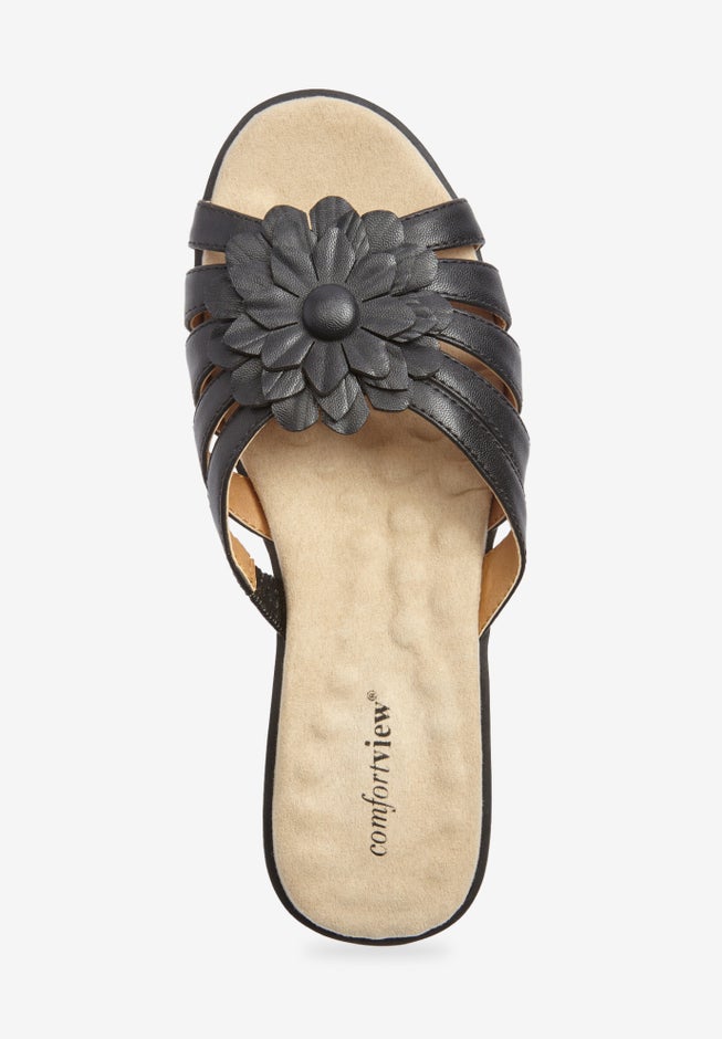 The Abigail Slip On Sandal image number 4