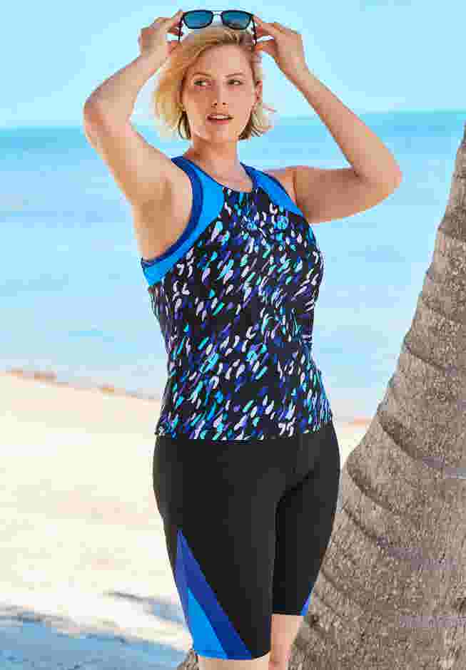Colorblock Tankini Top with Sun Protection  image number 0