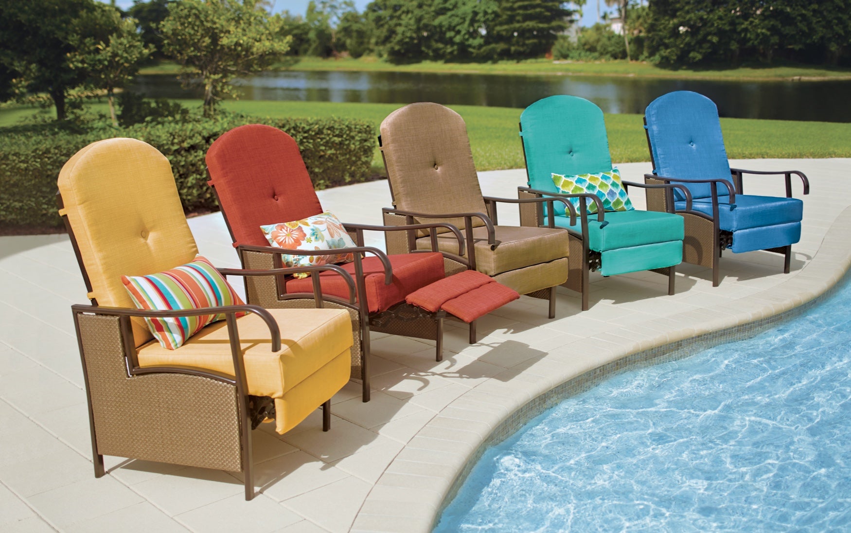 Oversized Outdoor Recliner image number 7