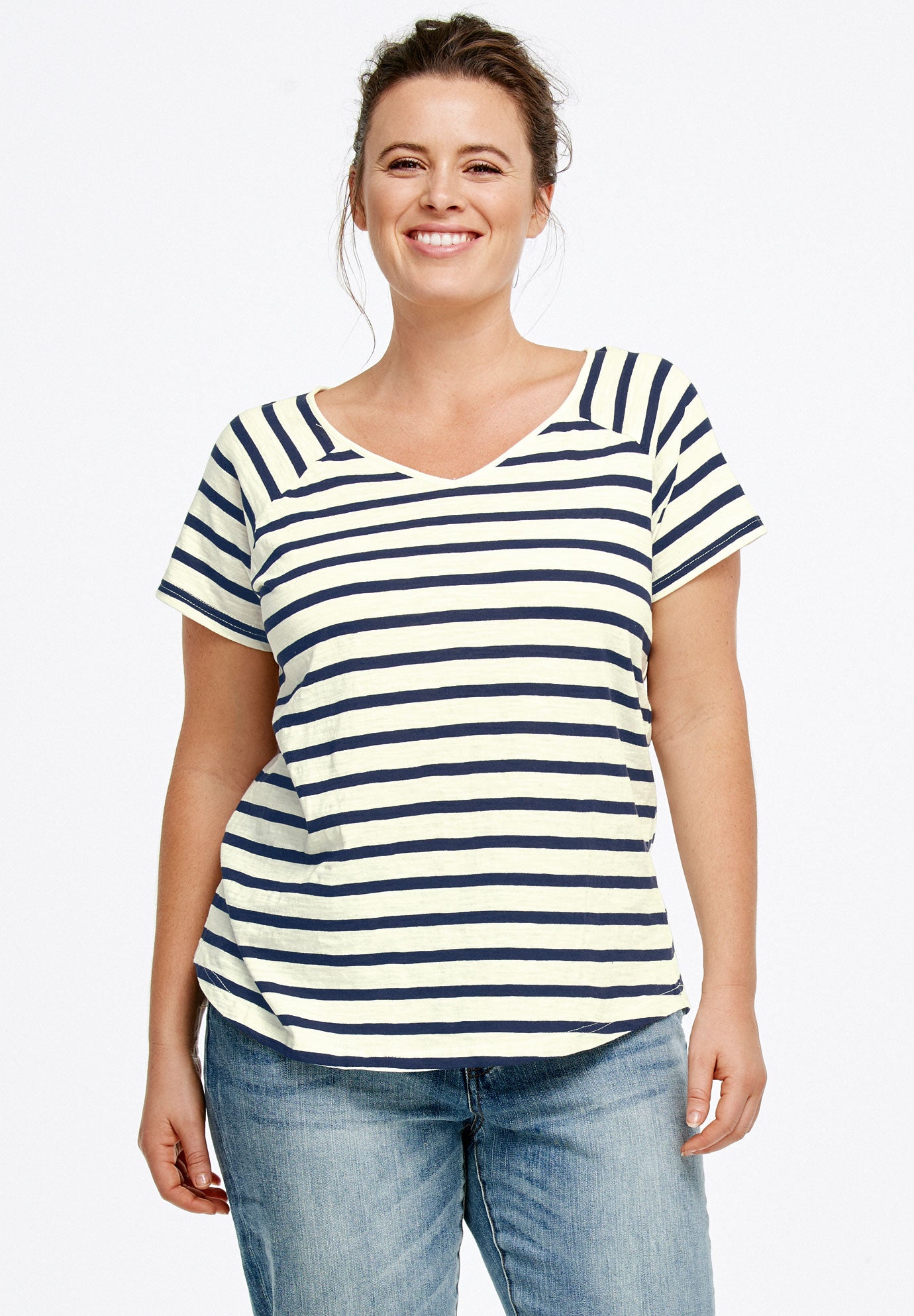 Rounded V-neck Tee image number 0