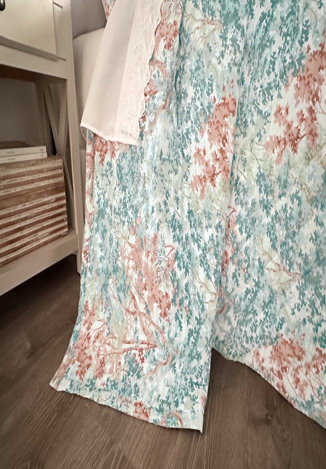 Foliage Bedspread image number 1