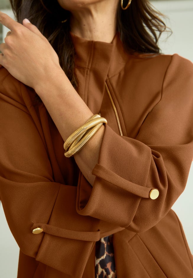 Knit Crepe Winged Collar Set image number 4