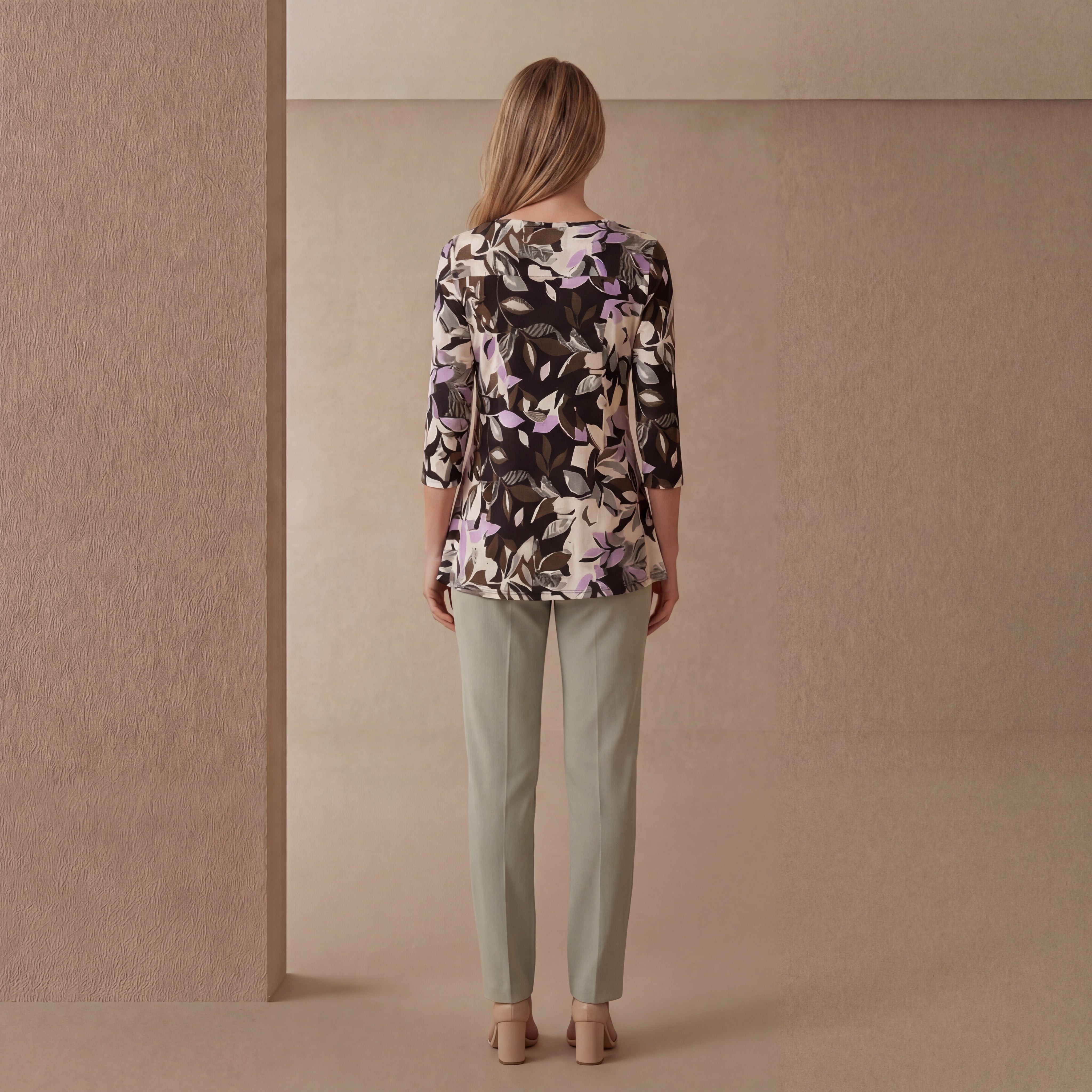 Knit Crepe Sweetheart Neckline Peplum Top image number 2