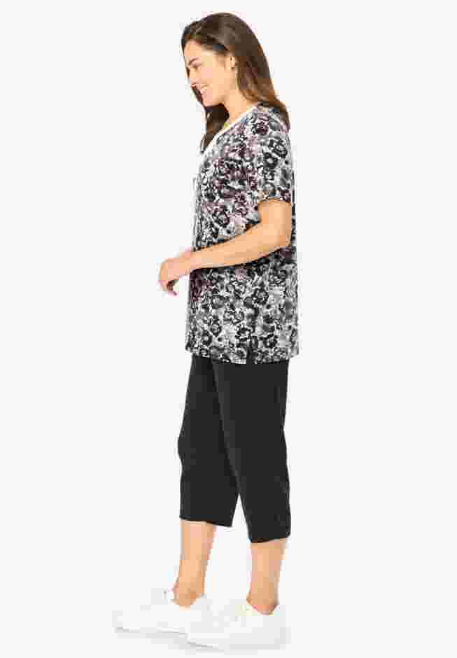 2-Piece Tunic and Capri Set image number 2