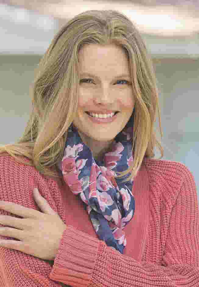 Lightweight Scarf image number 6