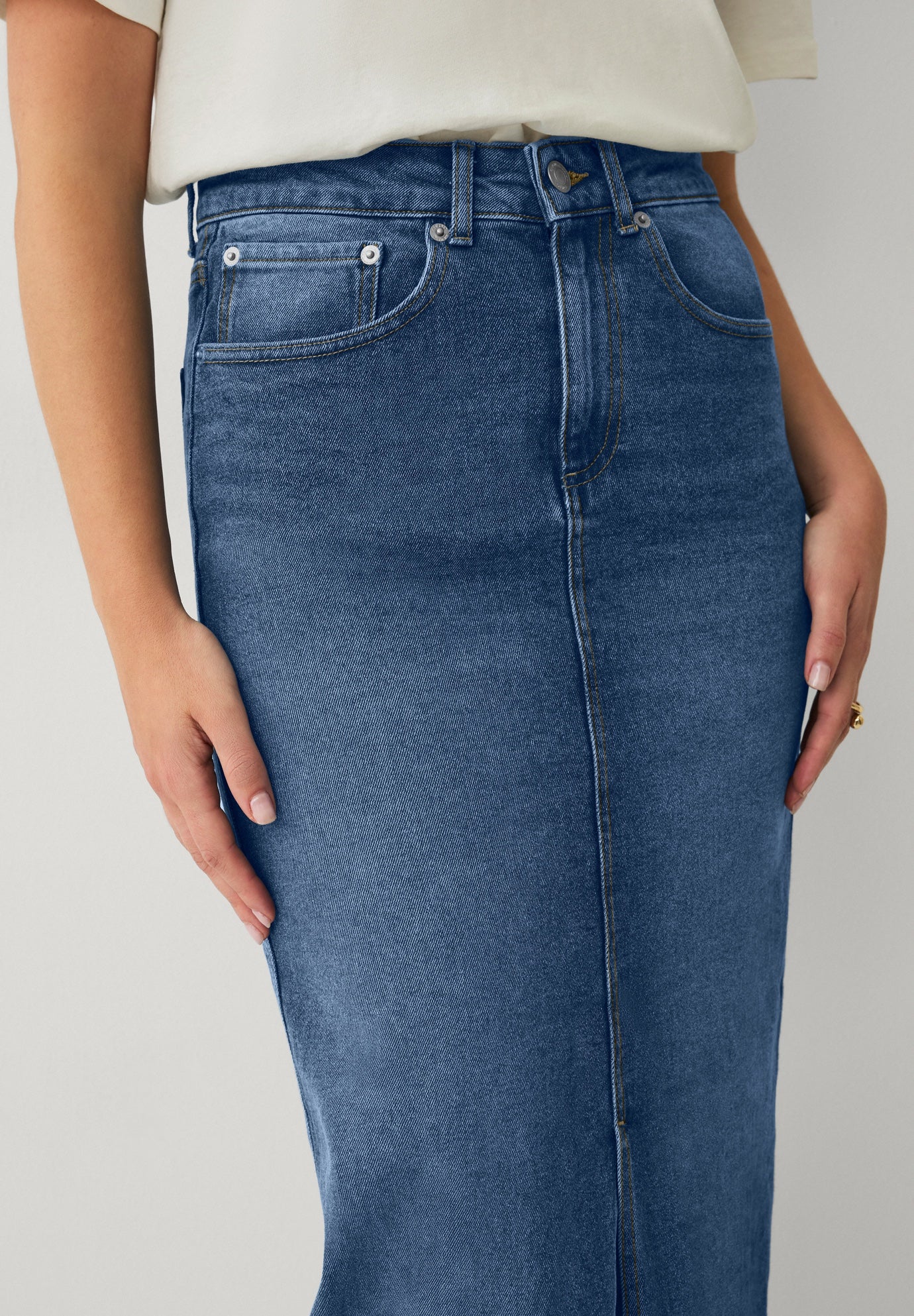 High-Waist 5 Pocket Stretch Denim Maxi Skirt image number 2