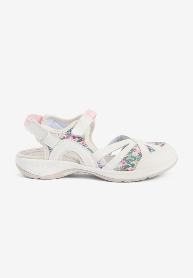 The Esplash Closed Toe Hiking Sandal image number 3