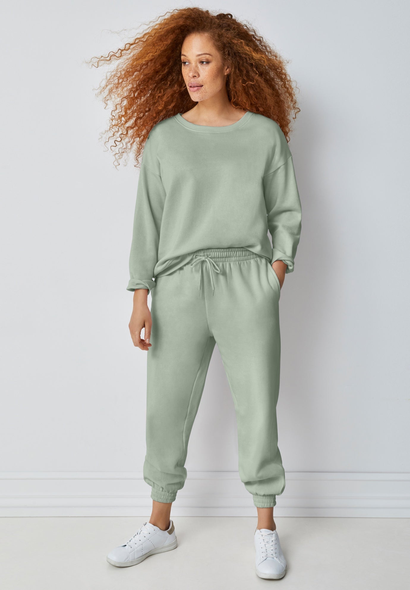 Boxy Fleece Sweatshirt image number 0