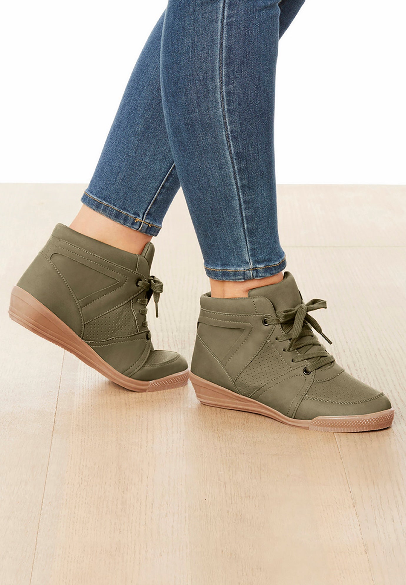 CV Sport Honey Sneaker image number 1