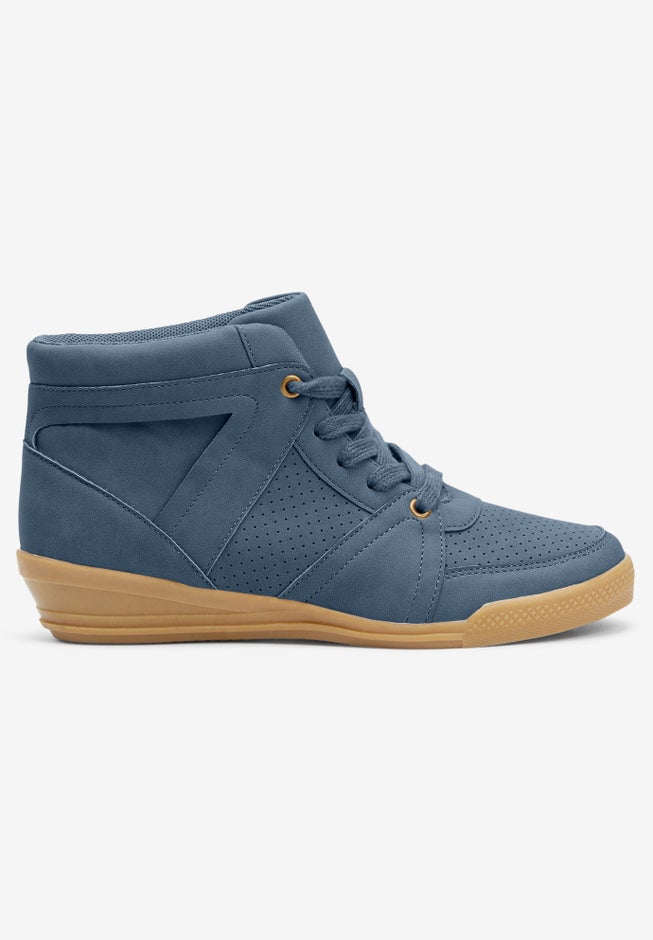 CV Sport Honey Sneaker image number 4