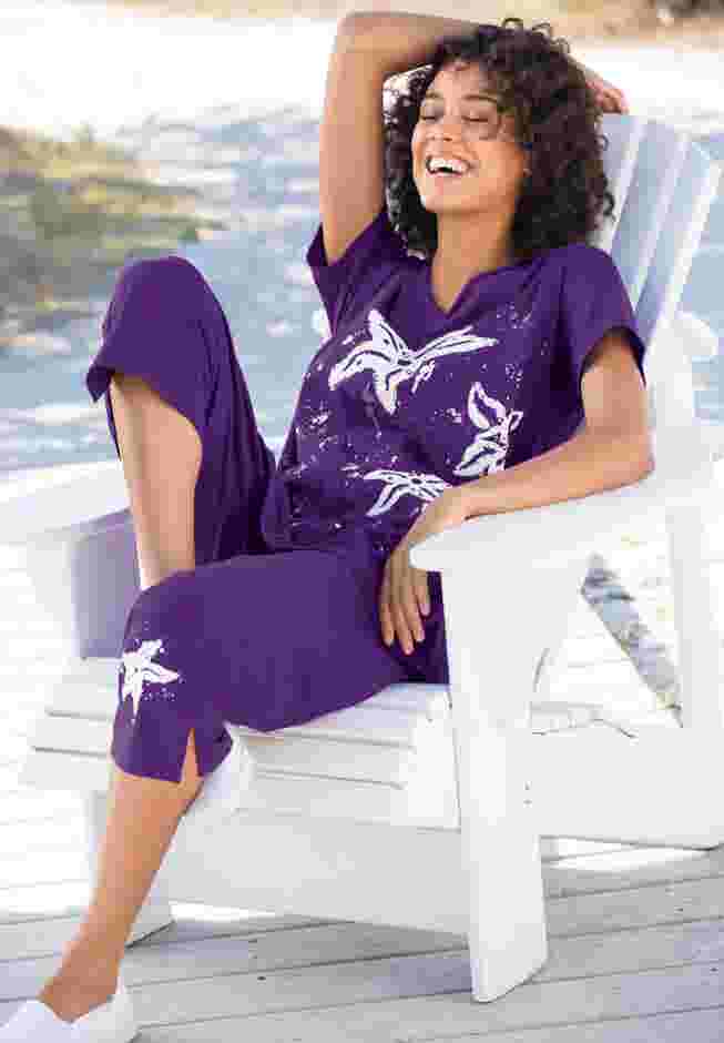 Starfish Tee and Capri Set image number 3