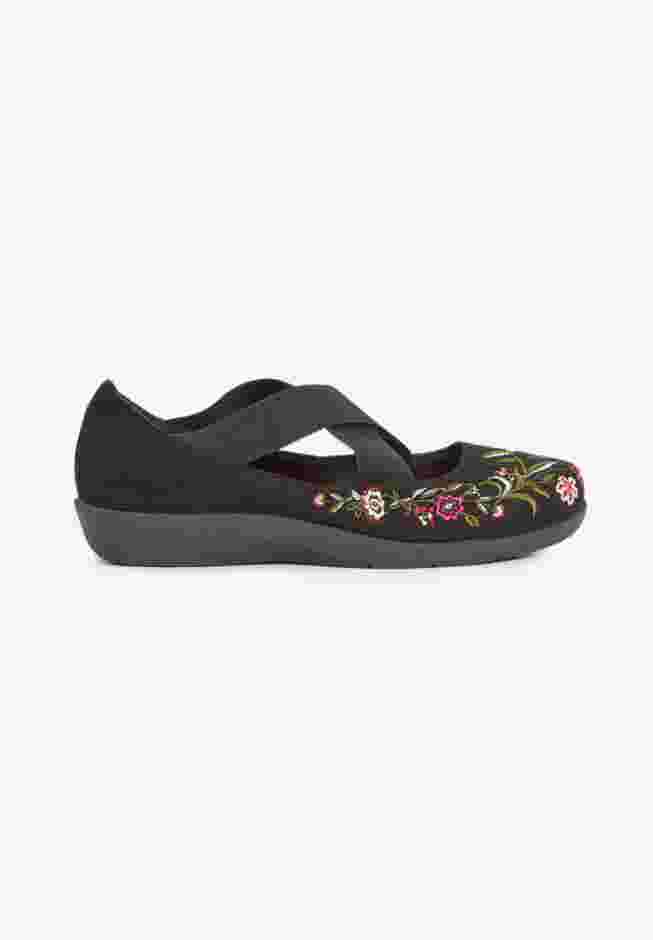 The Stacia Mary Jane Flat image number 3