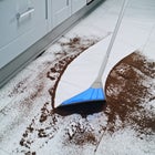 Helio AirBroom™ image number null