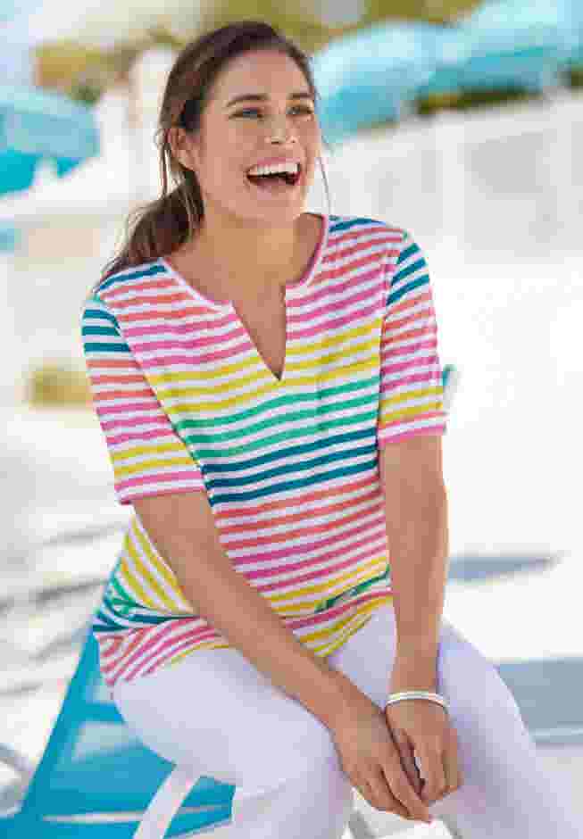 Notch-Neck Pocket Tee image number 0