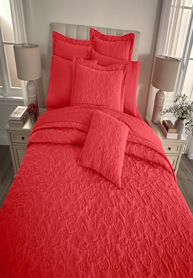 Anna Bedspread image number 13