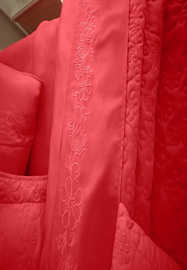 Anna Bedspread image number 7