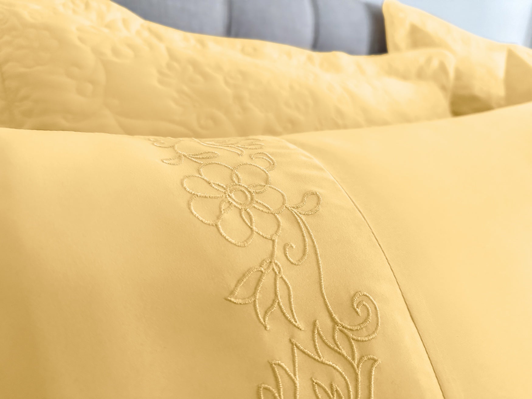 Anna Bedspread image number 5