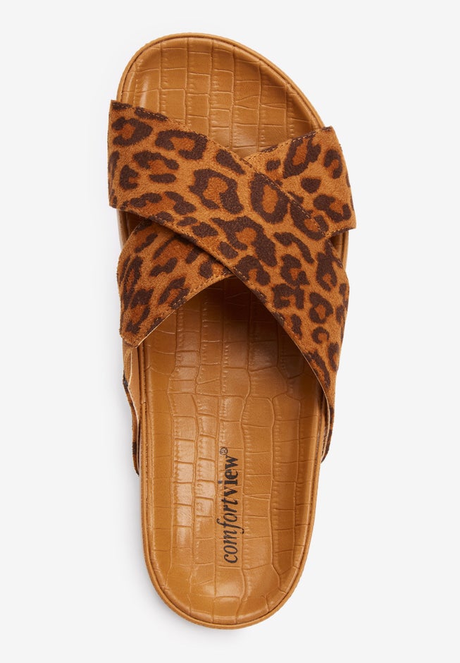 The Gia Slip On Footbed Sandal image number null
